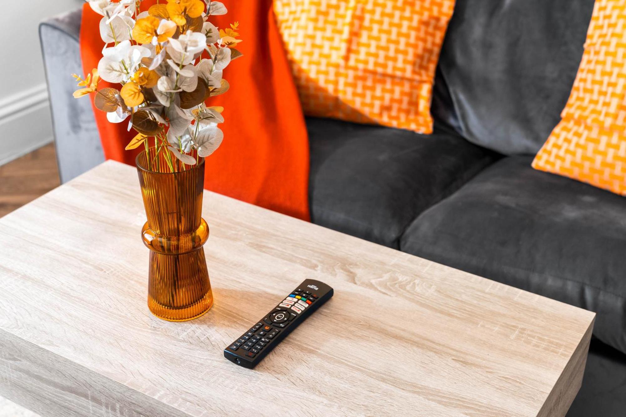 Luxury Apartment - Wolverhampton - Netflix - Smart Tv - Fast Wifi - 7Apc Exterior foto